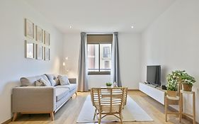 Ola Living Consell De Cent